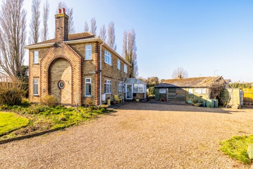 Laceys Lane, Leverton